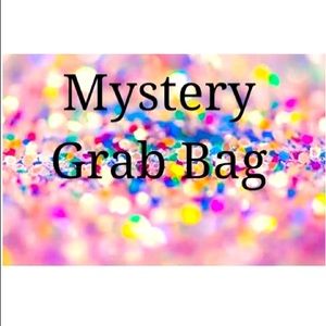 Small Women’s Grab Bag Size Small